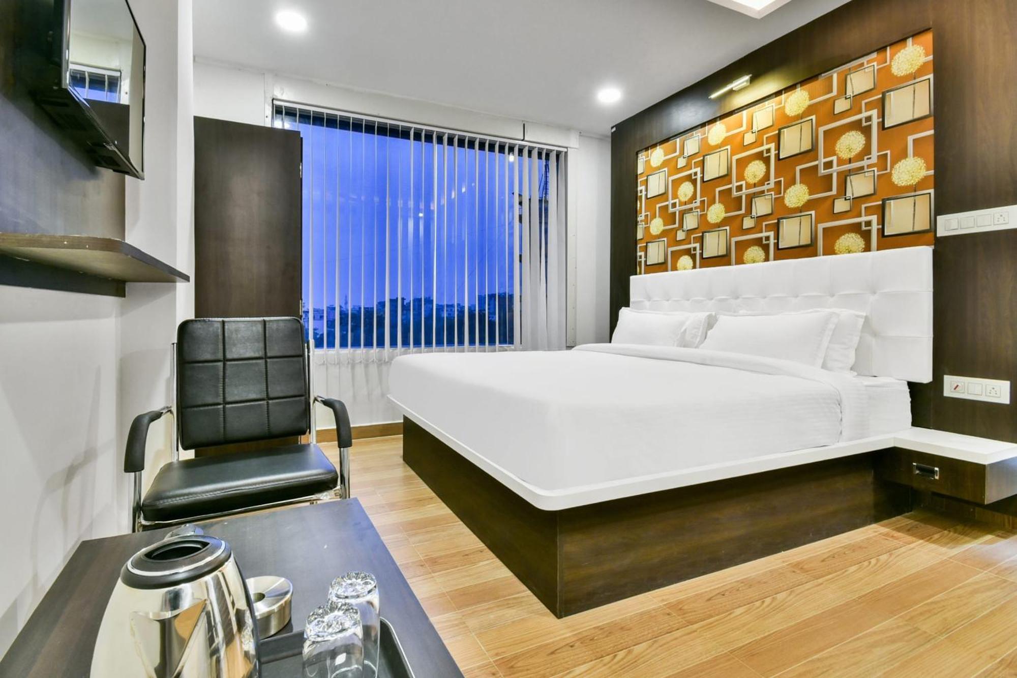 Collection O Addiction Hotel Patna  Exterior photo